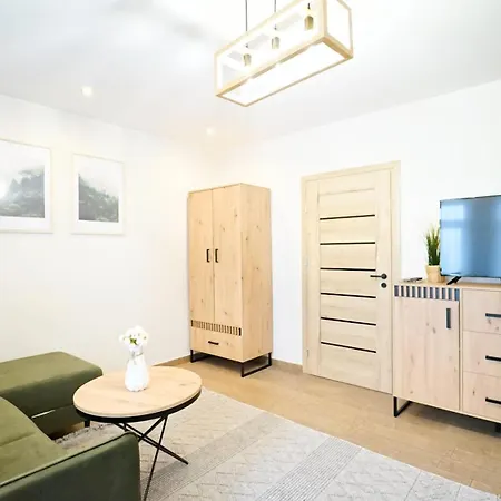 Everysky - Karkonoska 30 *